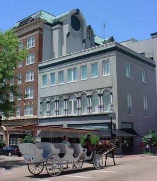 Natchez Eola Hotel Exterior photo